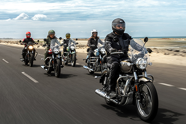 Royal Enfield Masuk 3 Besar Merek Otomotif Terkuat, Ferrari Tersalip