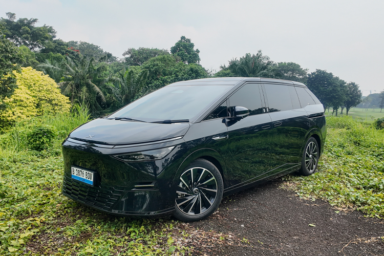 Test Drive Xpeng X9 Long Range Pro+: Sensasi Hotel Bintang 5 Berjalan
